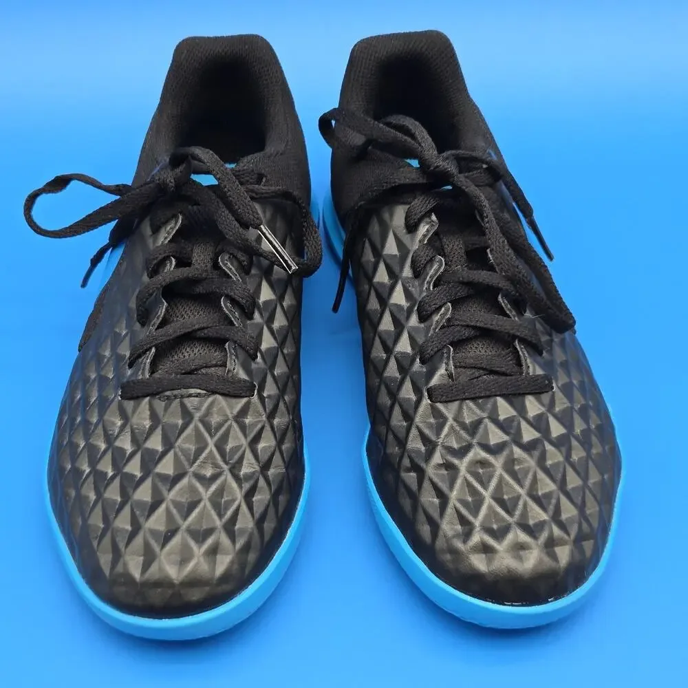 Nike Tiempo Legend 8 Club IC Youth 5.5Y Indoor Soccer Shoes Black Blue